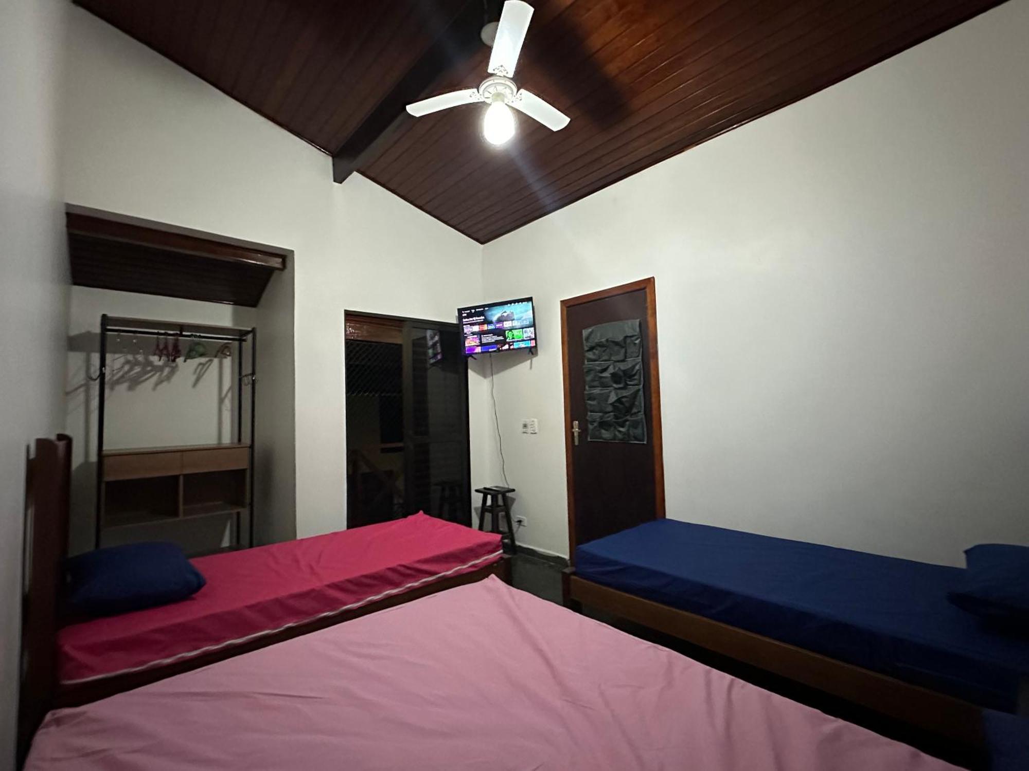 Triplex Piscina Churrasqueira Lava E Seca Wi-Fi E 2 Tvs Em Condominio Com 90M2 No Centro De 우바투바 외부 사진